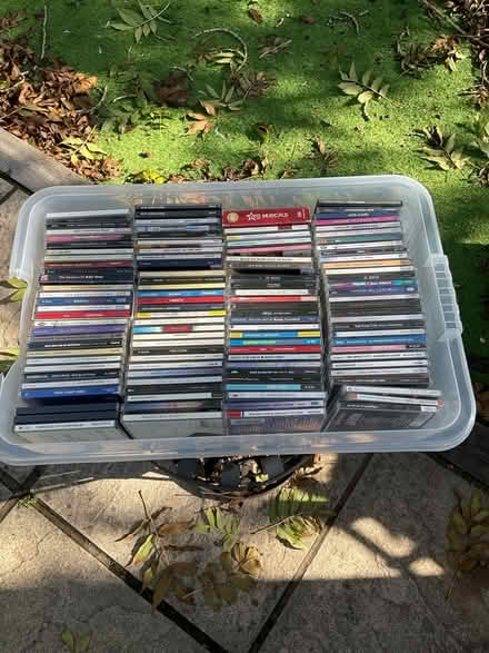 Photo of free CDs and Tub (RG30 Tilehurst) #1