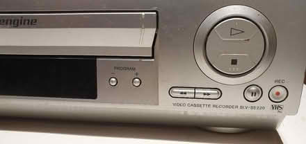 Photo of free VHS player (BR3 beckenham) #2