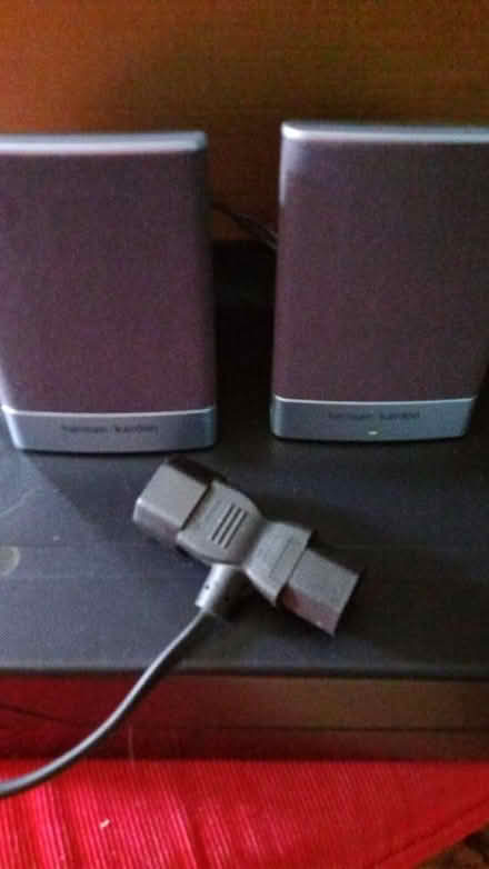 Photo of free Harman Kardon PC / Laptop Computer Speakers (Walton on the Hill L4) #1