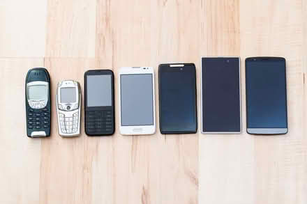 Photo of Old smart phones (Earlham NR4) #1