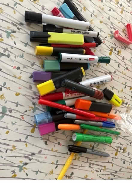 Photo of free Bag of mixed markers - used but all working (Far Bletchley MK3) #1