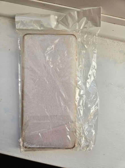 Photo of free samsung galaxy s10+ case (Bicester Town OX26) #1