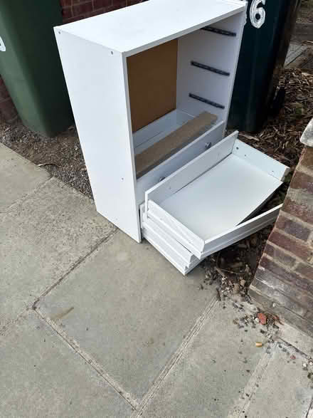 Photo of free Shelevs small (TW9) #1