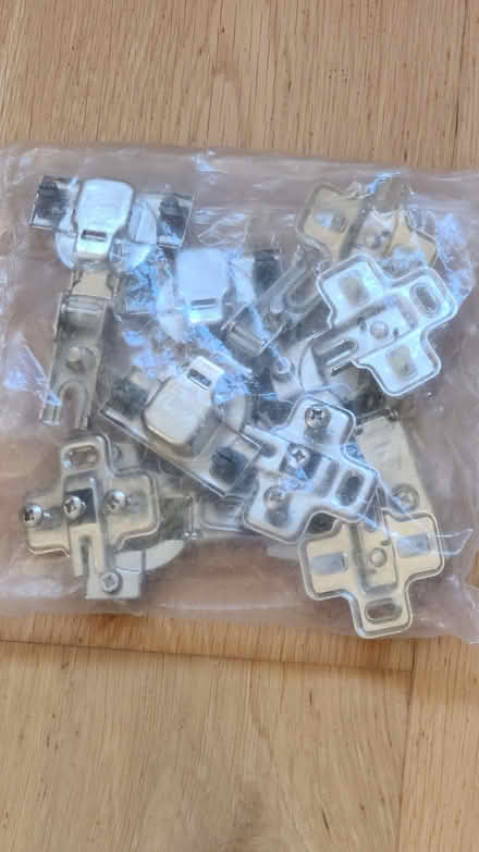 Photo of free Kitchen unit hinges (Curbridge OX29) #1