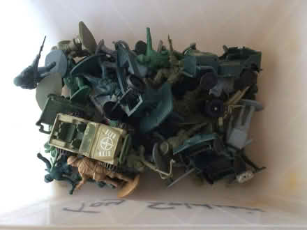 Photo of free Toy soldiers (Sidley TN40) #1