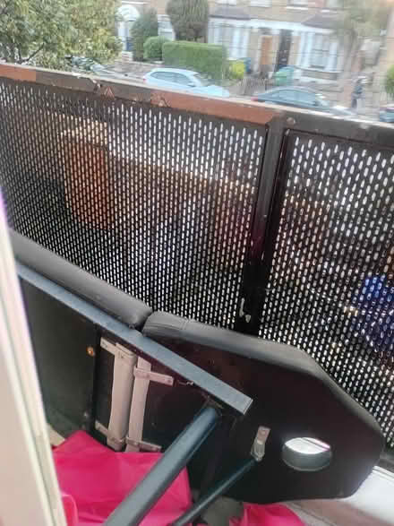 Photo of free Strong leather massage table (Peckham Se15 6tz) #4