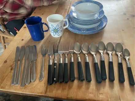 Photo of free Camping plates, cups and cutlery (Bussage GL6) #1