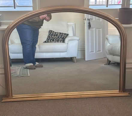 Photo of free Gold effect framed mirror (Alexandra Park NG3) #1