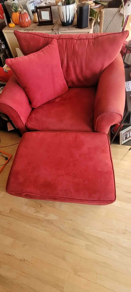 Photo of free Couch, chair and ottoman (NW Evanston, Central St) #2
