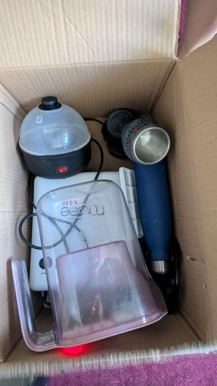 Photo of free Box of kitchen gadgets and stuff (CV34 Warwick) #1