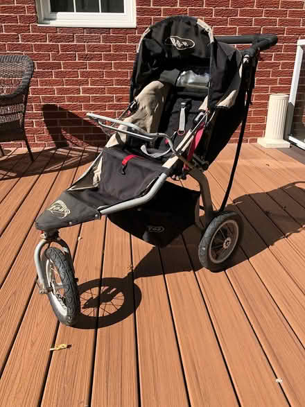 Photo of free Stroller (Glencairn, Kanata) #2