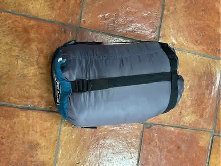 Photo of free L sleeping bag (Bussage GL6) #2