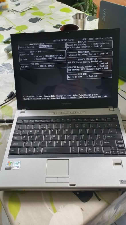 Photo of free Toshiba laptop Satellite u200 (SW8 Oval Vauxhall) #1