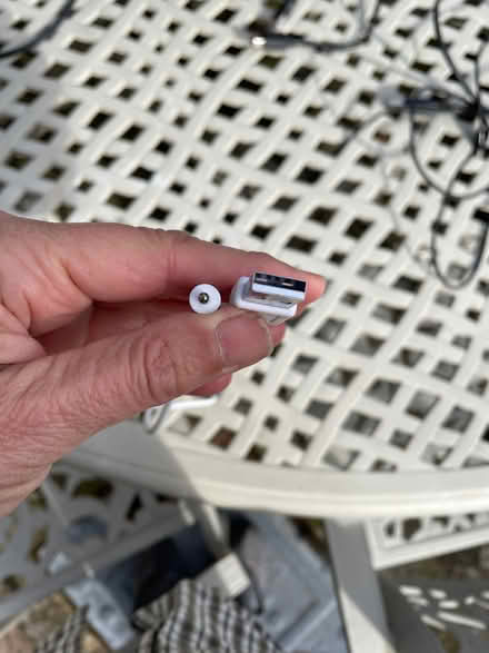 Photo of free Various cables (post 2) (Wigmore HR6) #4