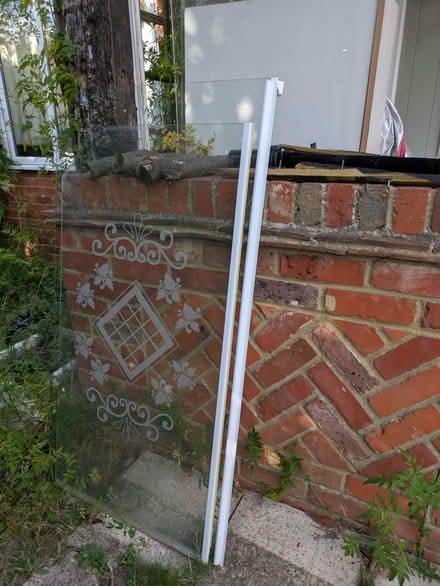 Photo of free Shower screens (GU12) #1