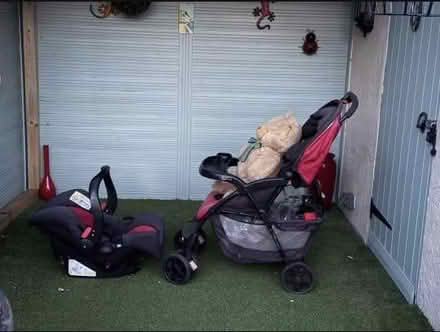 Photo of free Car seat and stroller for baby (BD22) #1