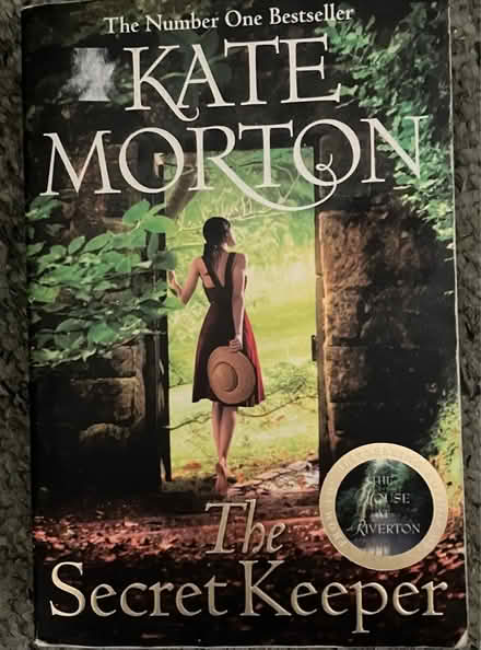 Photo of free 6 Kate Morton books (Brinnington SK5) #4