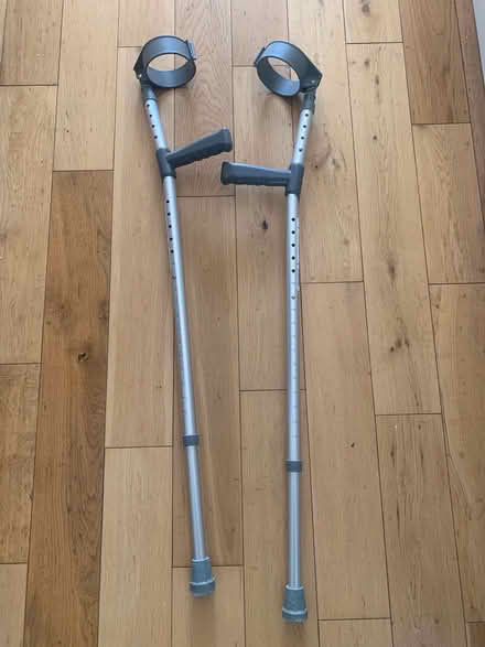 Photo of free Pair of Crutches lightly used (Wootton OX13) #1