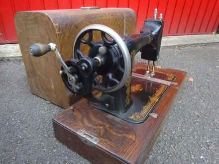 Photo of free Antique Sewing Machine. (Royal Wootton Bassett SN4) #3