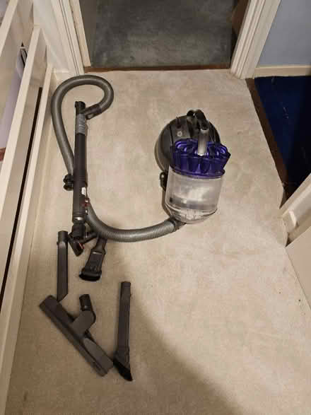 Photo of free Dyson vacuum cleaner (GU21) #1