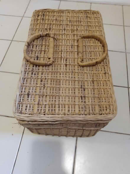 Photo of free Picnic Basket (Near Baseline Rd. & Clyde Ave.) #1