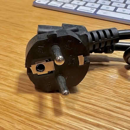 Photo of free Power Lead - European Socket? (Chipping Norton OX7) #2