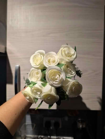 Photo of free Fake white roses (Sutton courtenay OX14) #2