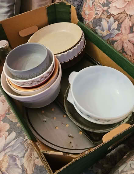 Photo of free cookware items (Leckhampton GL53) #1