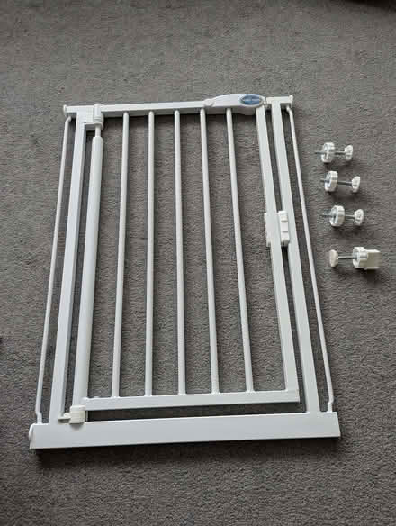 Photo of free Baby gate (Barkingside IG6) #1
