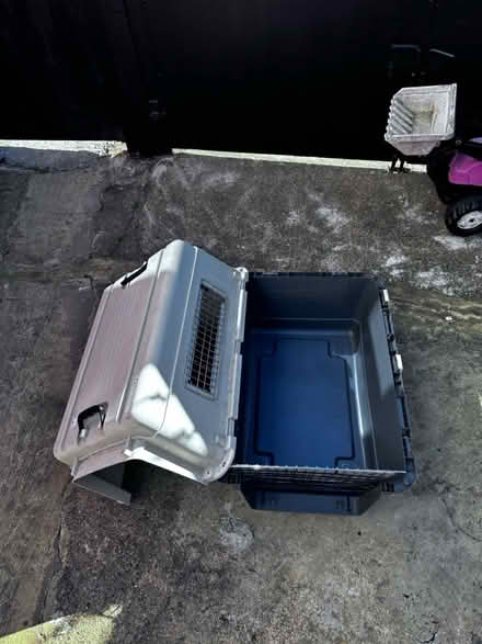 Photo of free Pet ( Dog) carrier (HA9 Wembley park) #4