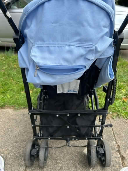 Photo of free Stroller (Luton LU3) #3