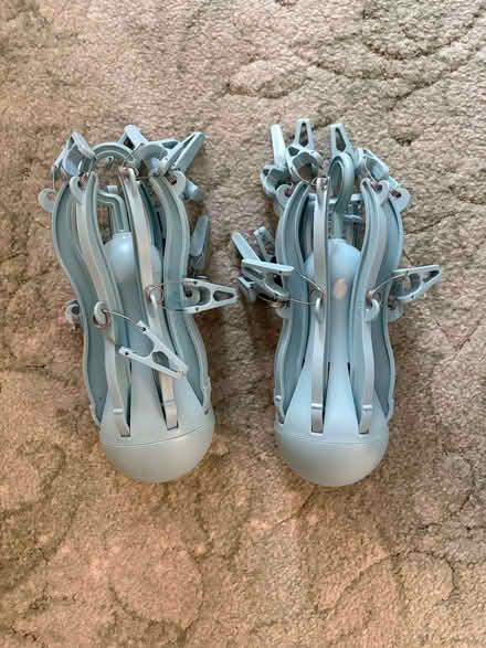 Photo of free Hanging Dryer 16 Clothes Pegs (Longfleet BH15) #2