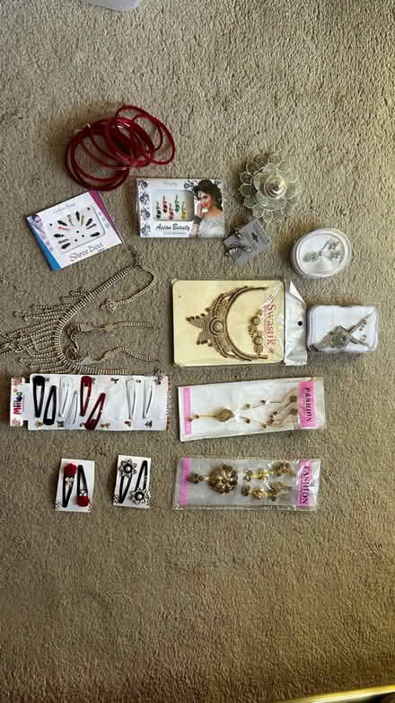 Photo of free gifts (Northolt) #1