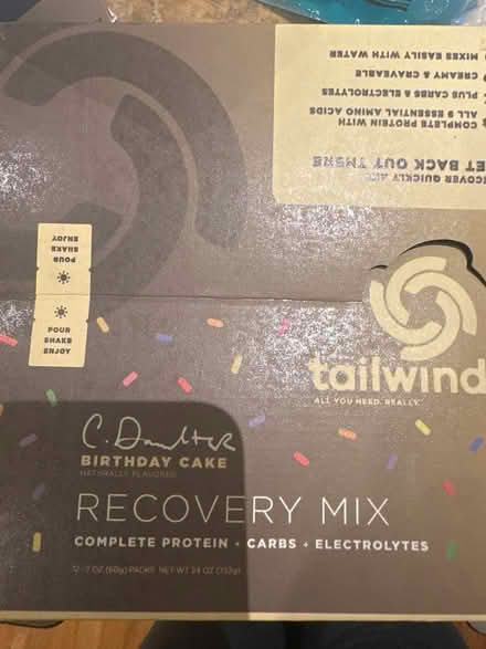 Photo of free RUNNERS- Recovery mix from tailwind (Los Gatos 95032) #1