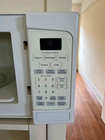 Photo of free GE Microwave (Pt Richmond) #3