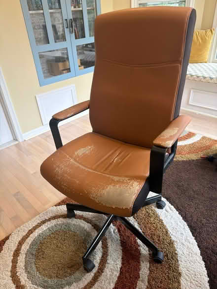 Photo of free Office chair (Rockville) #1