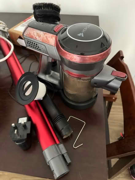 Photo of free Vacuum cleaner (South Hackney) #1