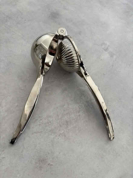 Photo of free Stainless steel juicer (Cottonmill, St Albans, AL1) #1