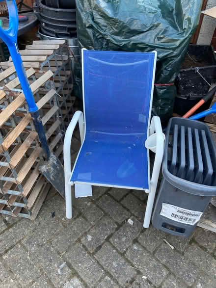 Photo of free Child’s garden seat (Stanford-Le-Hope SS17) #1