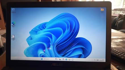 Photo of free Asus laptop (Heybridge CM9) #1