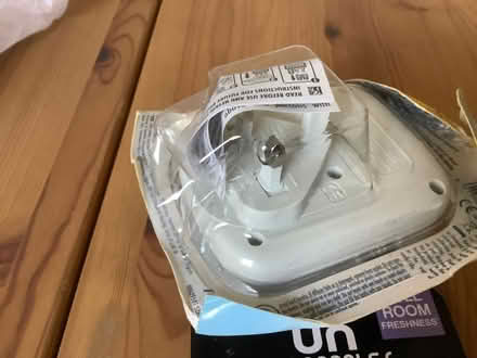 Photo of free Room fragrences (White City W10) #4