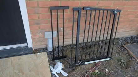 Photo of free Stair gate (BN27) #1