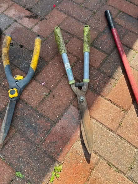 Photo of free Old garden tools - will need sharpening (Far Bletchley MK3) #4