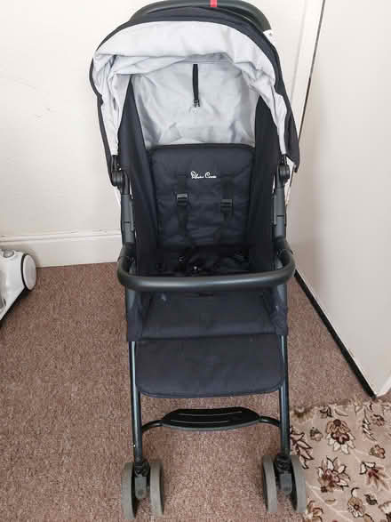 Photo of free Baby pushchair (DE223PS) #2