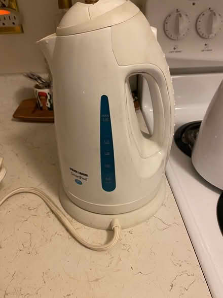 Photo of free Electric kettle (Leaside) #1