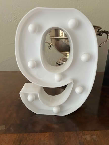 Photo of free Number 9 light. (Windermere LA23) #1