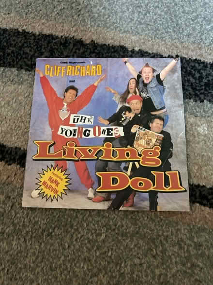 Photo of free Empty 7inch record sleeves (Jennetts park RG12) #4