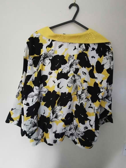 Photo of free Vintage top yellow black (Idle BD10) #2