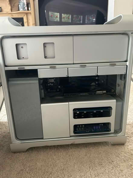 Photo of free Apple MacPro (Addiscombe CR0) #3