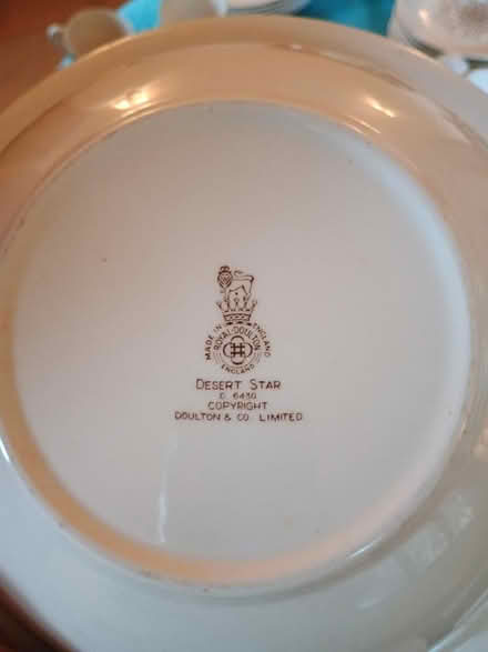 Photo of free Royal doulton set (Farnham Common SL2) #3